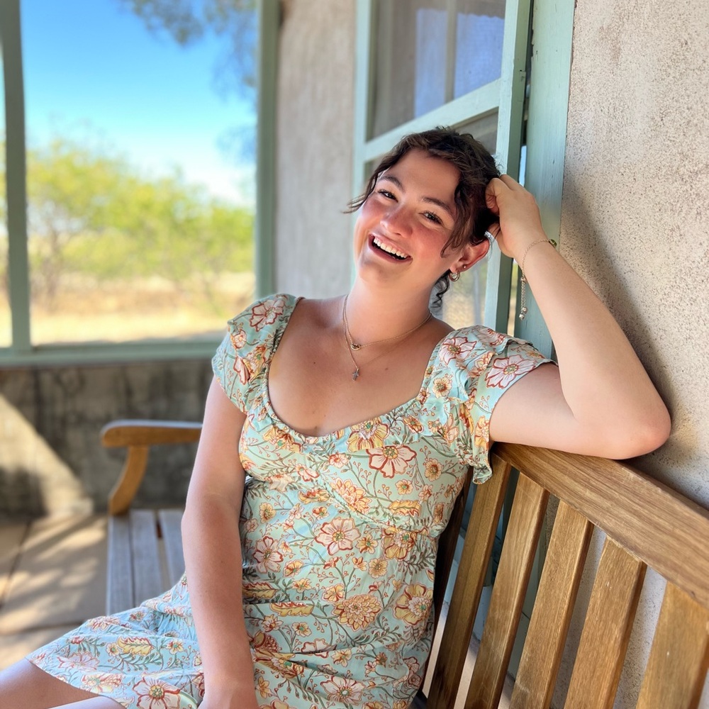 Meet your Posher, Isabella